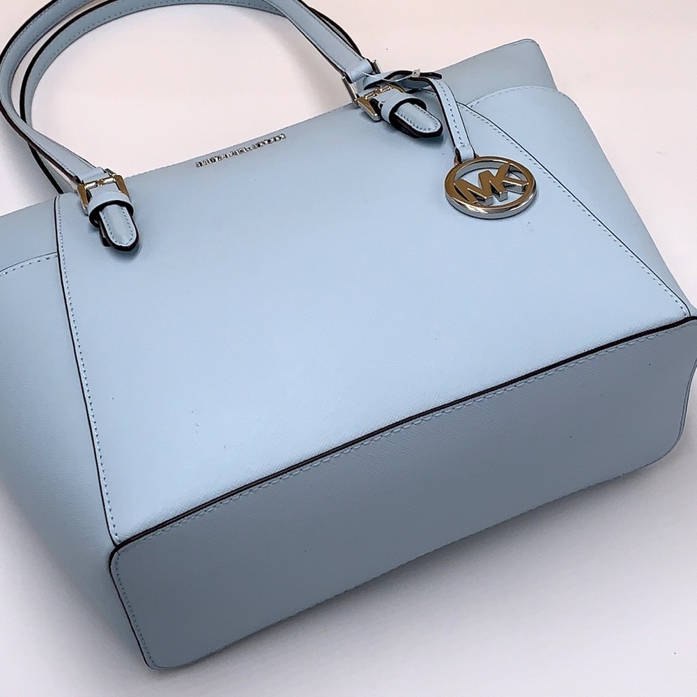 MICHAEL KORS CHARLOTTE LARGE TOP ZIP TOTE VISTA BLUE COLOR - Picture 4 of 16